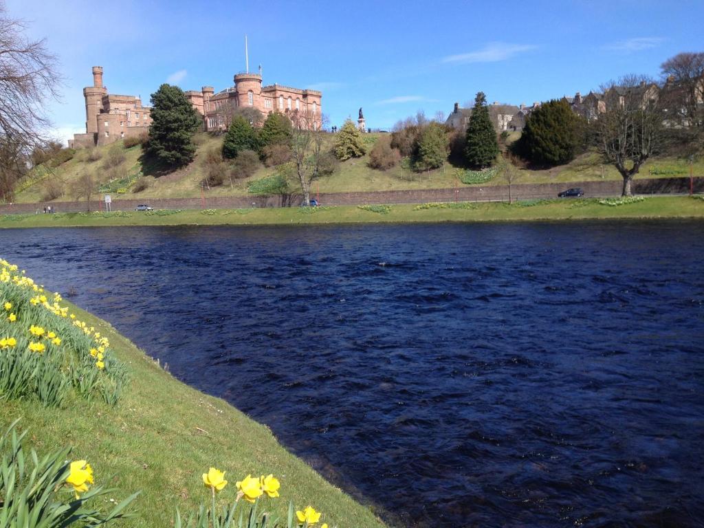 Castle Viewpoint B&B インヴァネス エクステリア 写真